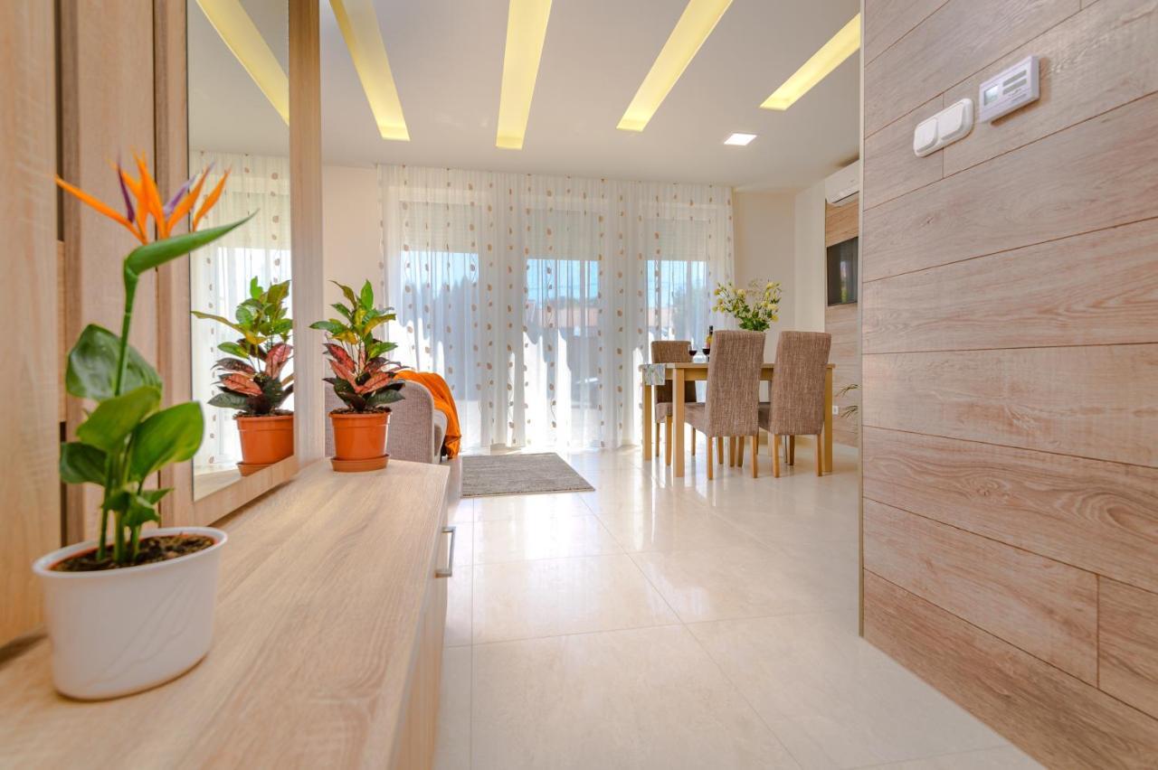Bella Apartments No1 ไฮจ์ดุสโซบอสโล ภายนอก รูปภาพ